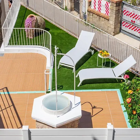 Radici House - Elegant With Patio And View *