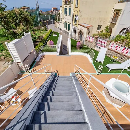 Holiday home Radici House - Elegant With Patio And View
