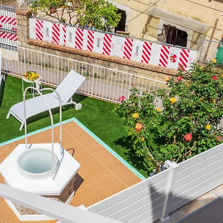 Radici House - Elegant With Patio And View Holiday home *